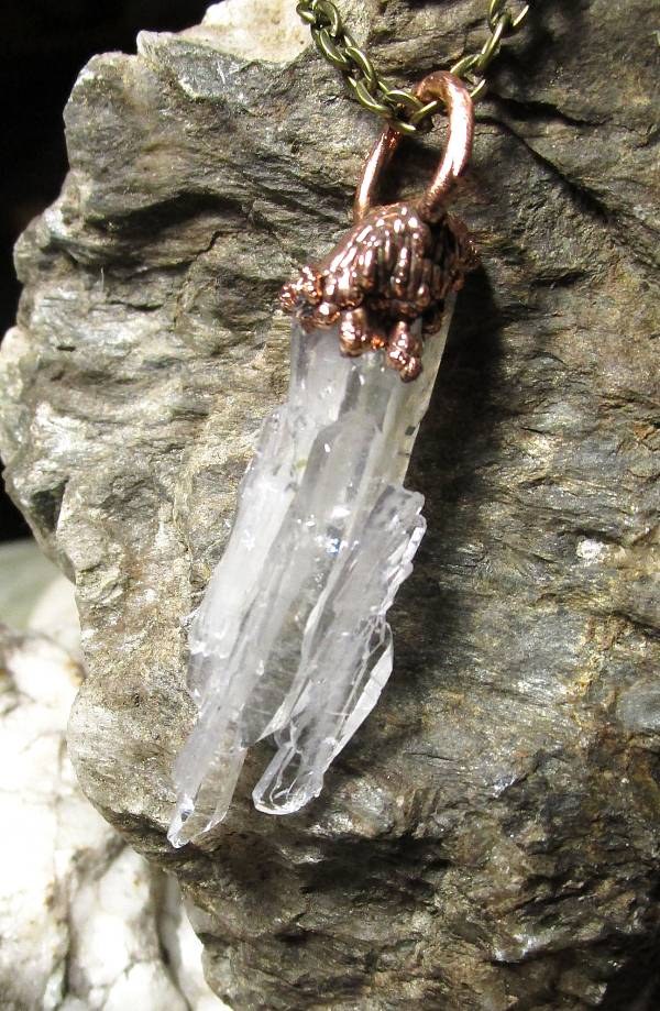 *Přívěs FADEN křišťál-krápníky