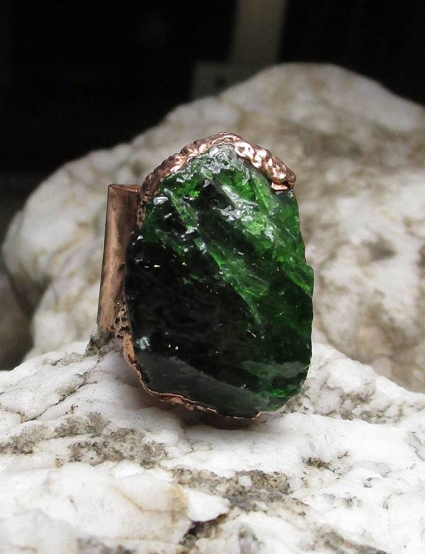 *Prsten CHROMDIOPSID - široký